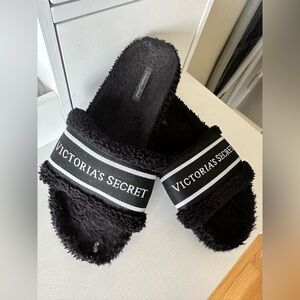 Victoria's Secret Black Fuzzy Slippers